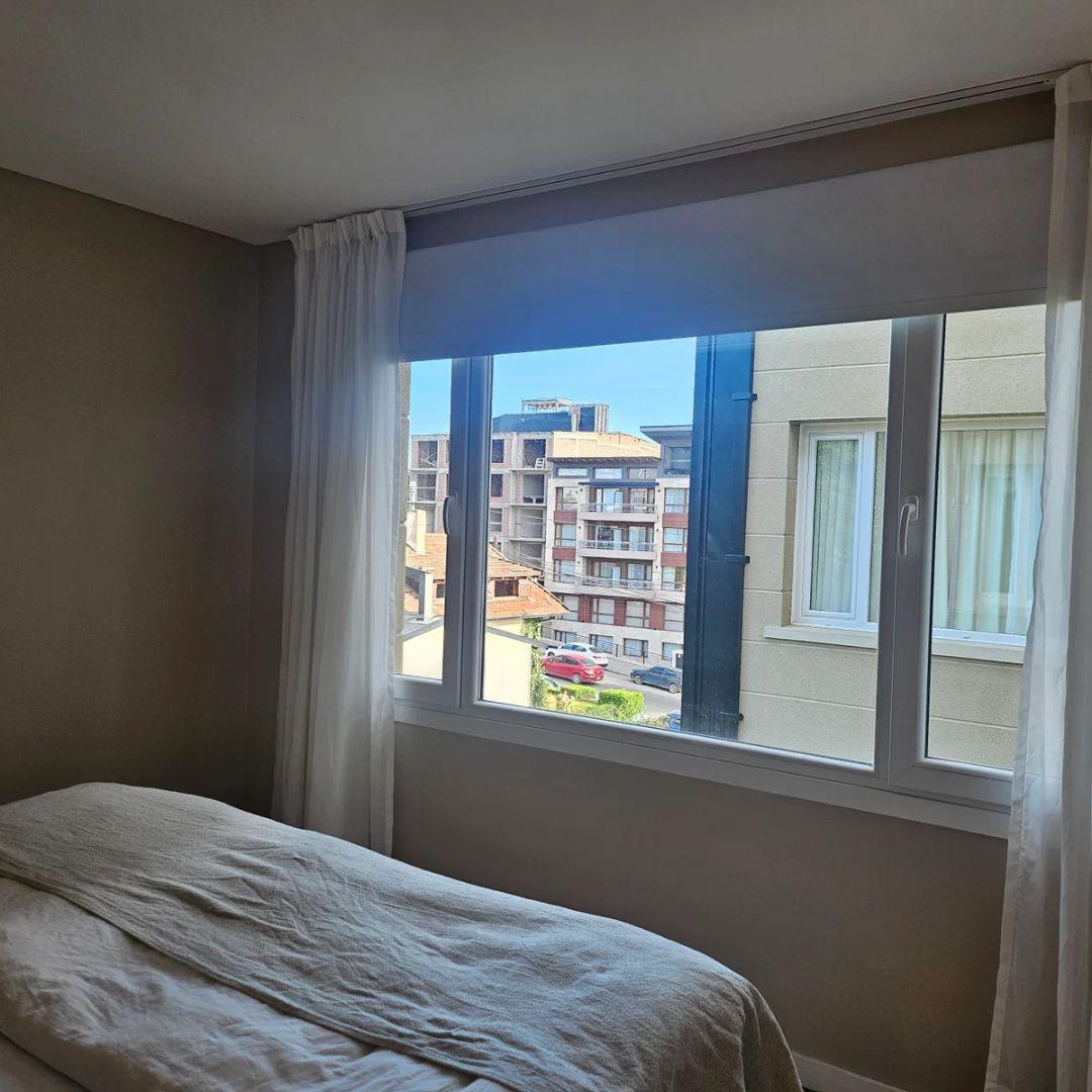 Vanguardia Urbana Elegancia y Luz en el Corazón de Bariloche