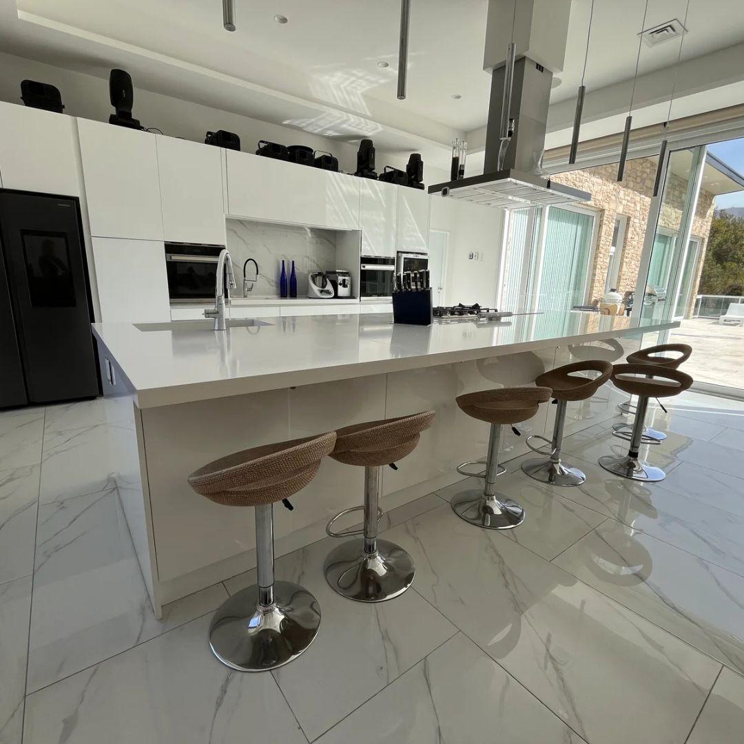 Residencia Wellness en Planta Baja Vistas al Catedral y Piscina Climatizada