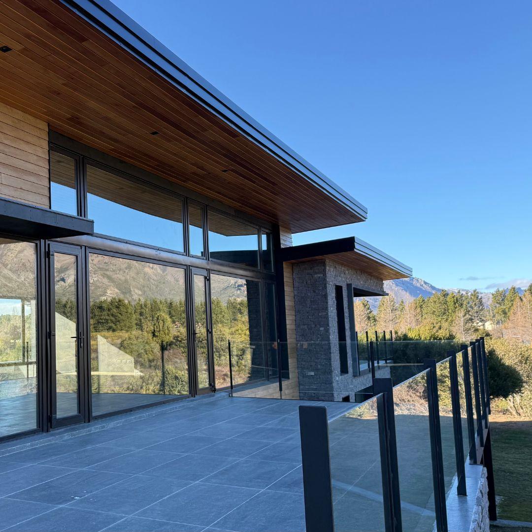 Exclusiva Residencia Premium en Arelauquen Vistas 360 a la Cordillera