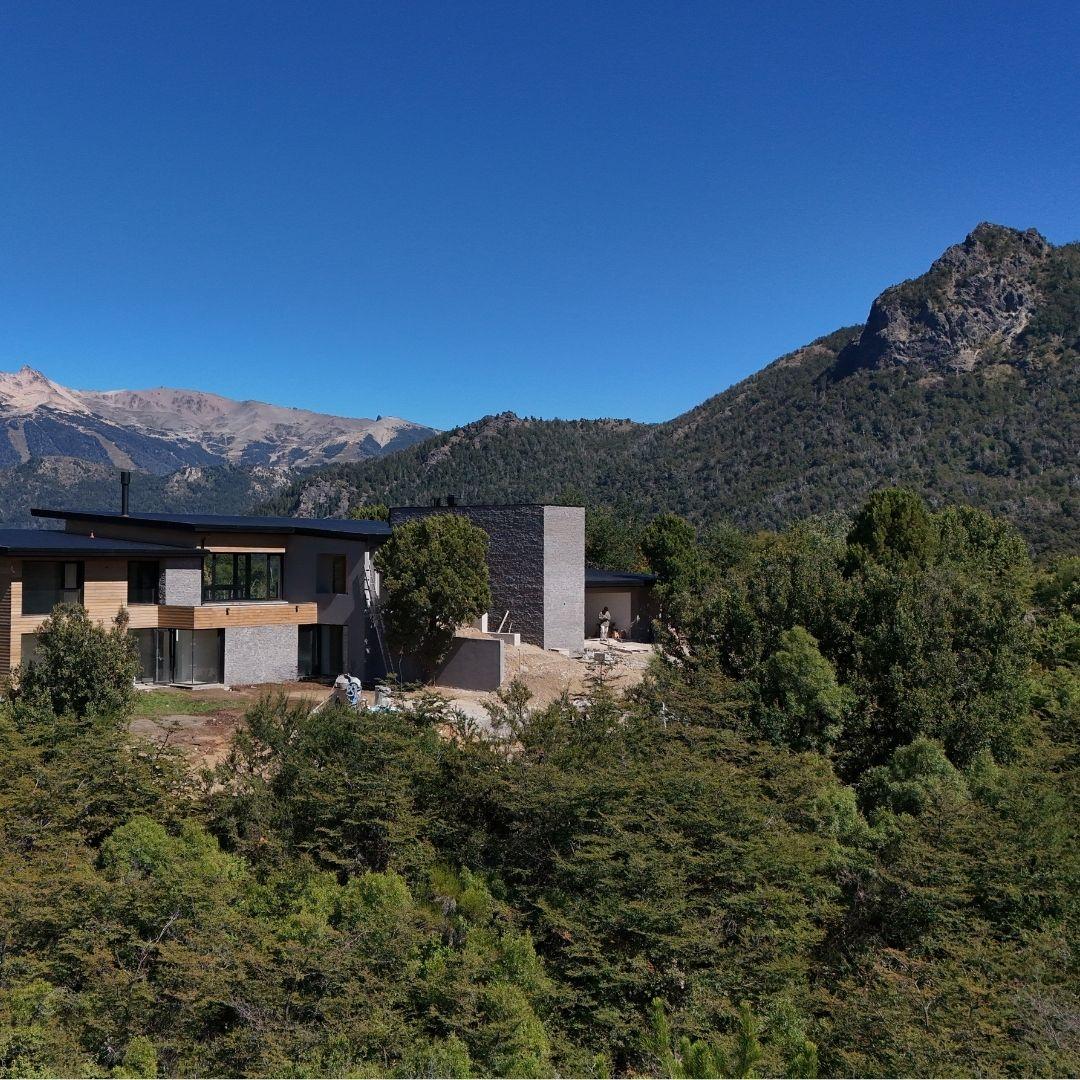 Exclusiva Residencia Premium en Arelauquen Vistas 360 a la Cordillera