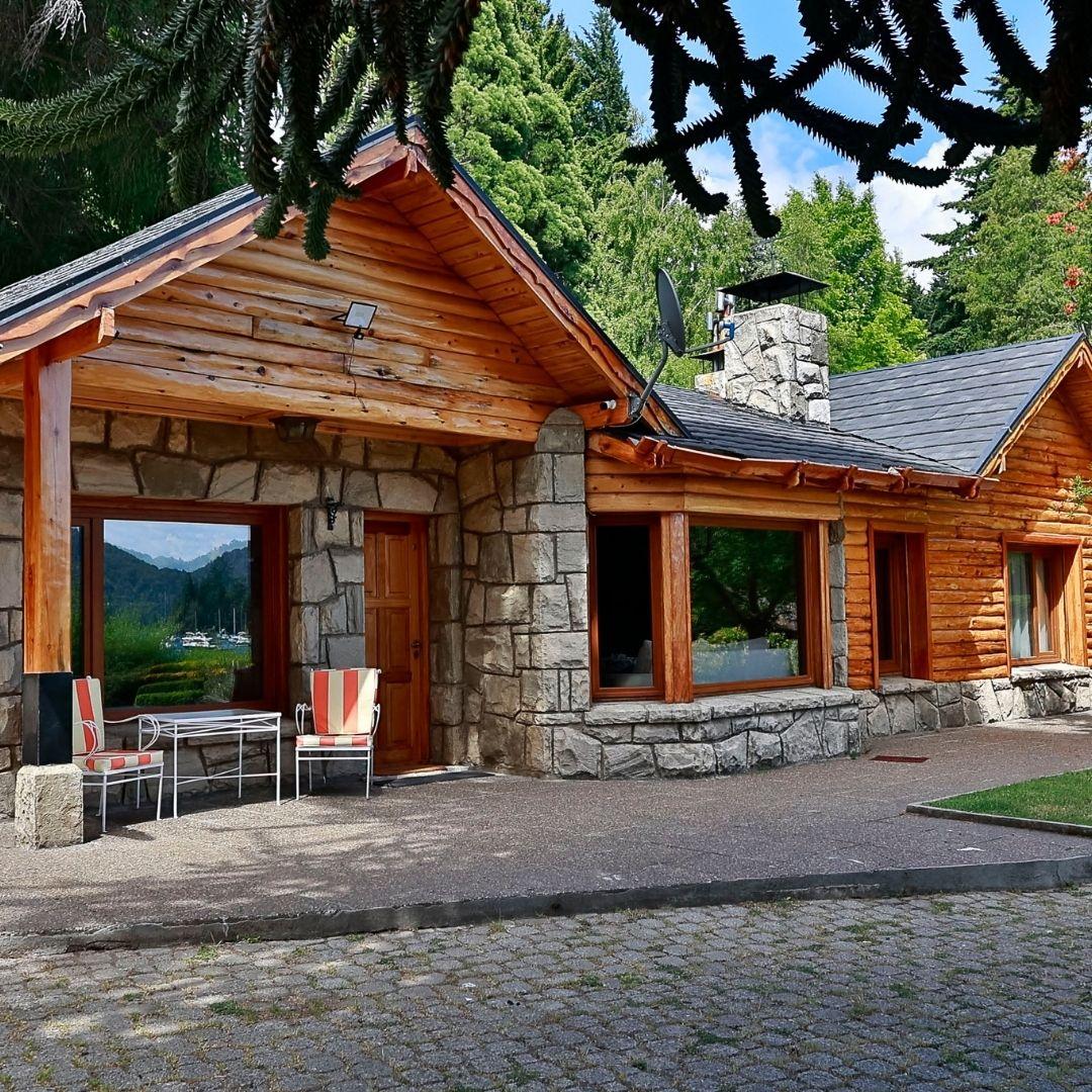 Casa Premium con Costa de Lago Muelle Propio y Fogonero