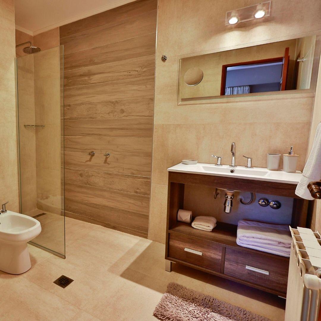 Casa Premium con Costa de Lago Muelle Propio y Fogonero
