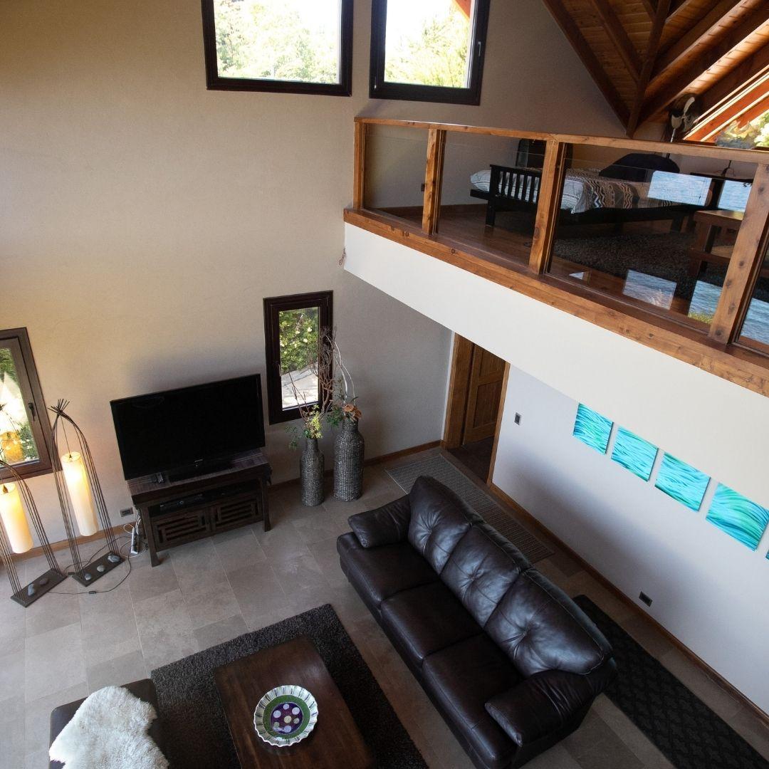 Residencia con Costa de Lago playa y Playroom Circuito Chico