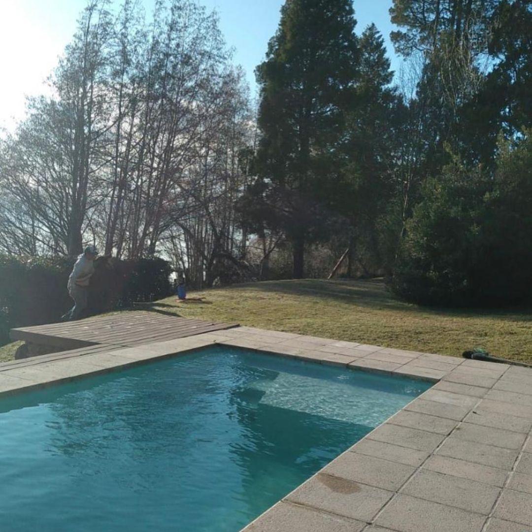 Residencia Premium con Costa de Lago, Piscina Climatizada y 3 Suites