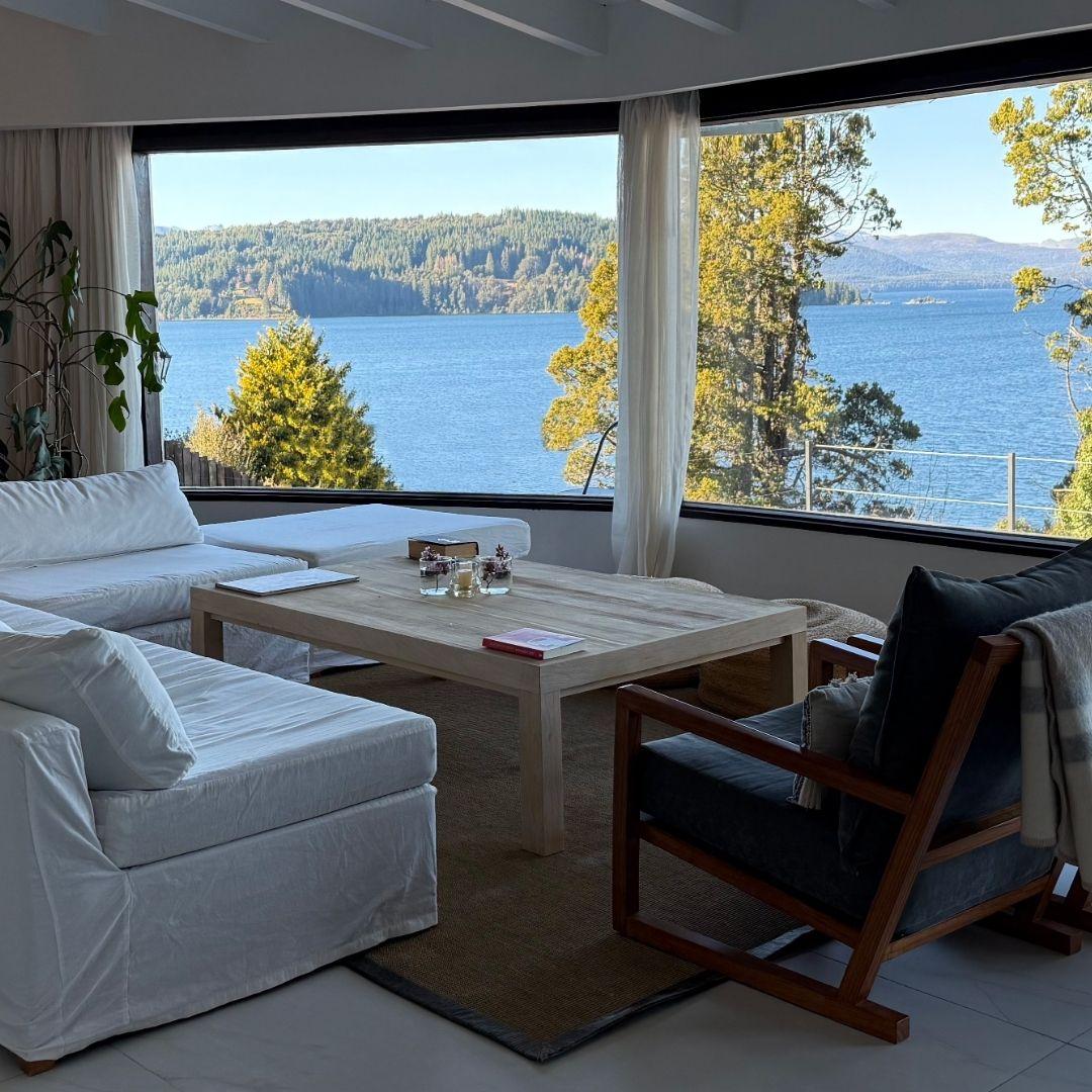 Residencia de 530 m² con Costa de Lago, Sauna y Amenities Exclusivos – Miralagos