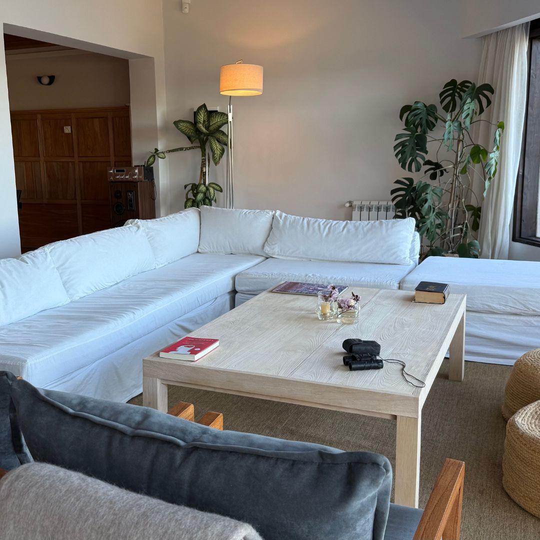 Residencia de 530 m² con Costa de Lago, Sauna y Amenities Exclusivos – Miralagos