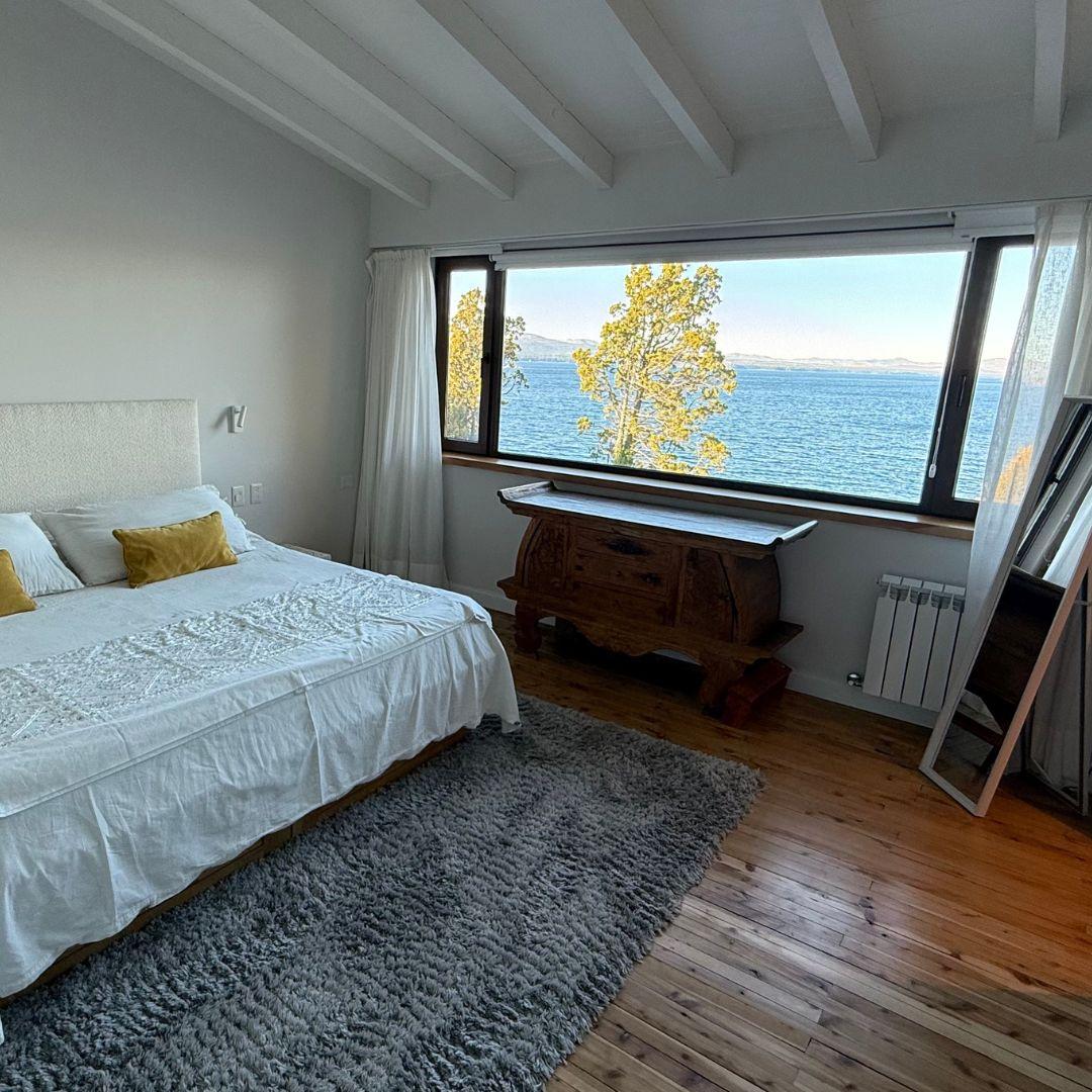 Residencia de 530 m² con Costa de Lago, Sauna y Amenities Exclusivos – Miralagos