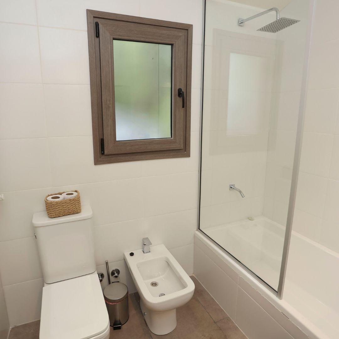 Residencia Escandinava de 173 m² en Reserva Laguna El Trébol – Circuito Chico