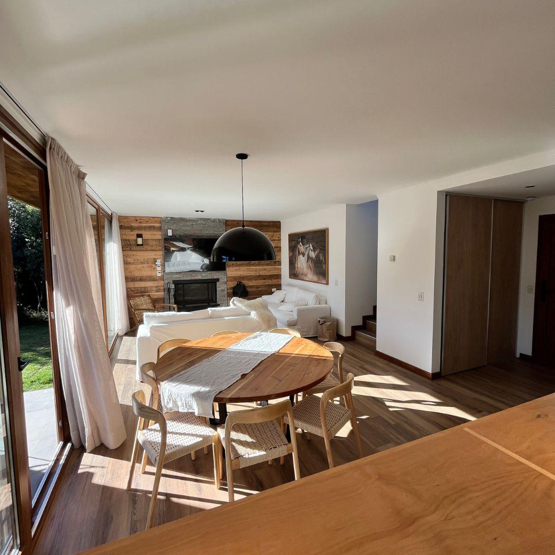 Departamento Tipo Casa con Jardín, Parrilla y Vistas Panorámicas – Arelauquen
