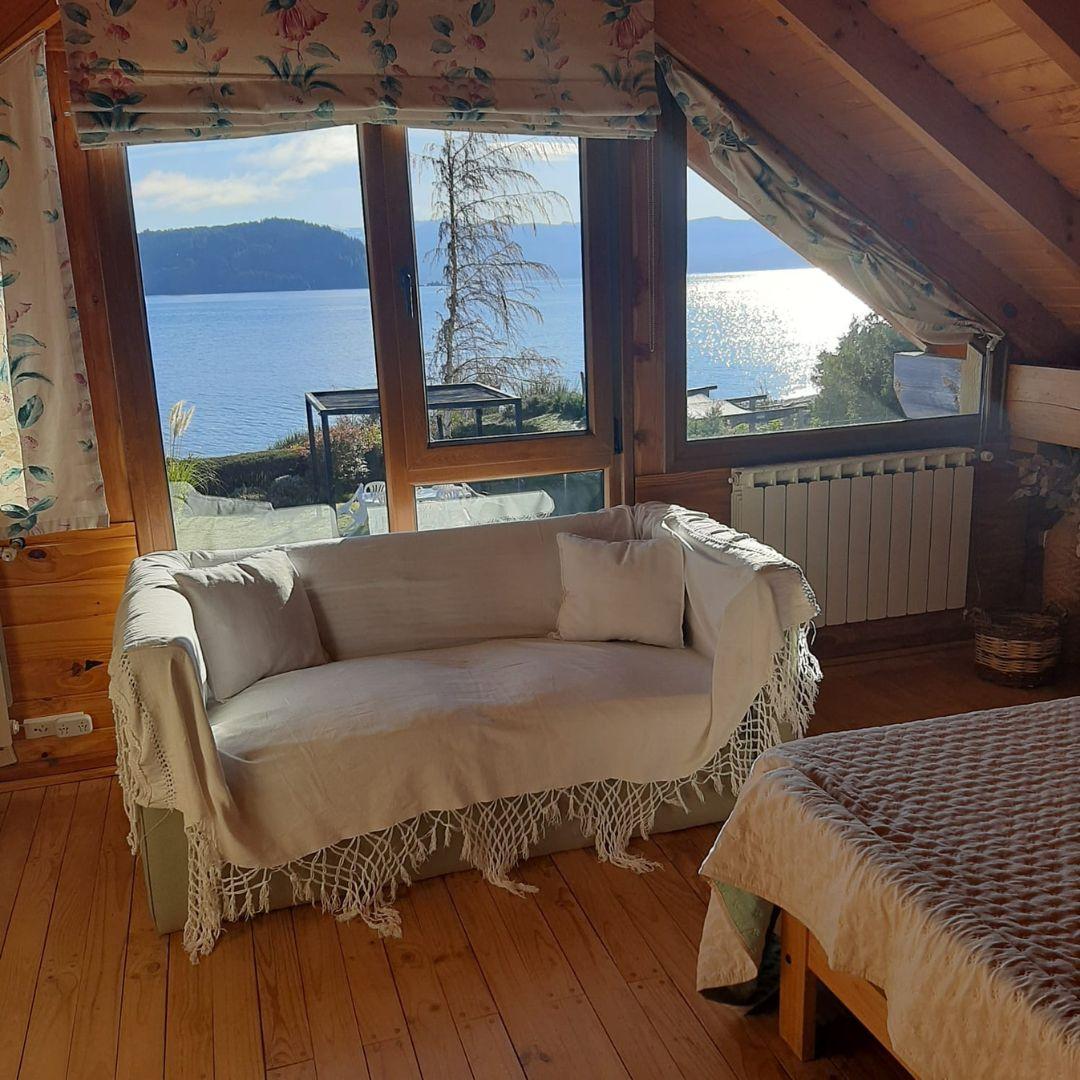 Exclusiva Residencia Frente al Lago con acceso a la playa